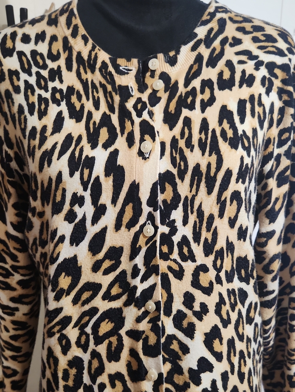 crown & ivy Leopard-Print Cardigan in Beige and Black